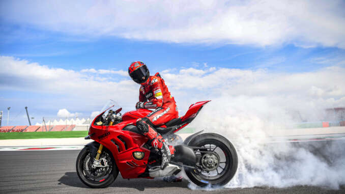 2022 Ducati Panigale V4S