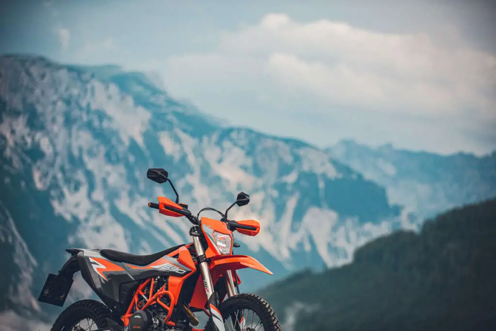 2022 KTM 690 Enduro R