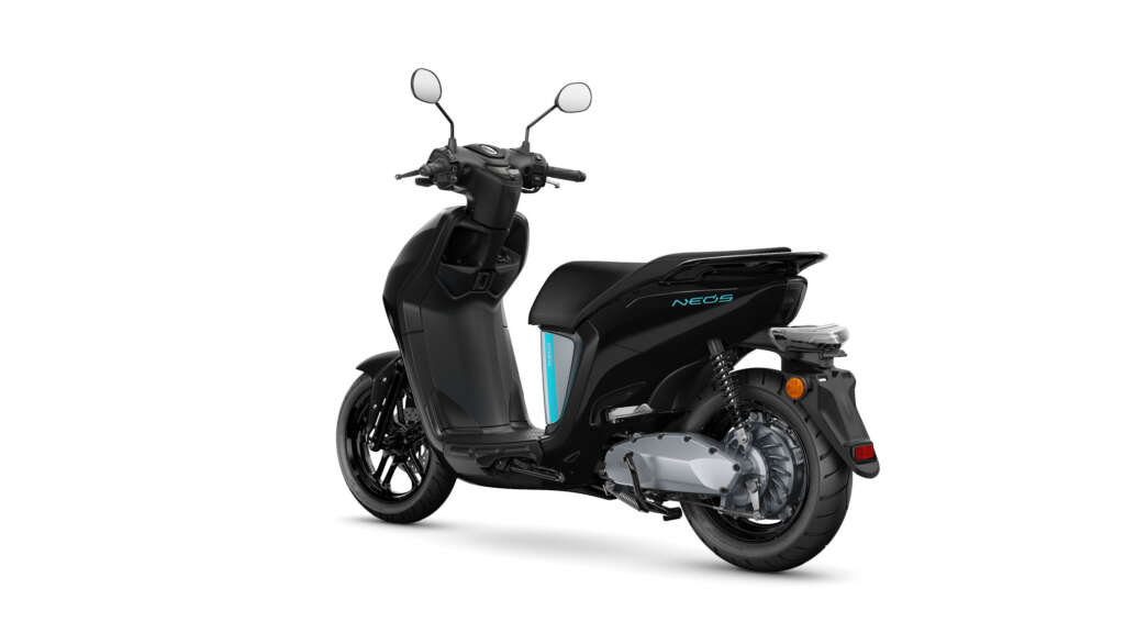 2022 Yamaha NEOs Electric