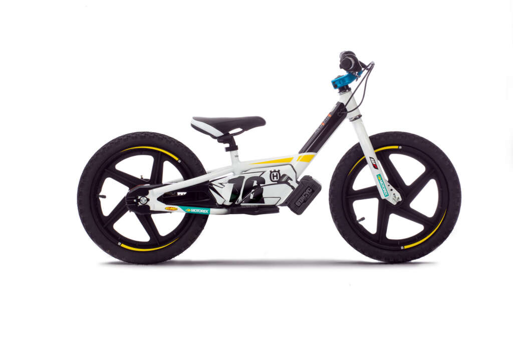 2022 Husqvarna 16eDrive