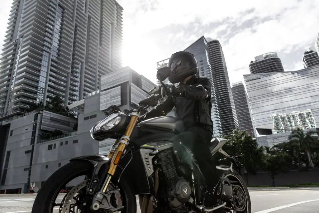2022 Triumph Speed Triple 1200 RS