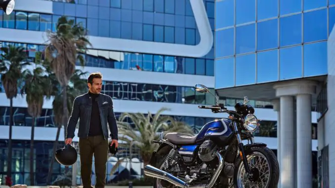 2022 Moto Guzzi V7 Special 850