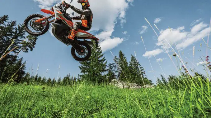 2023-KTM-890-Adventure-R2 2023 KTM 890 Adventure R