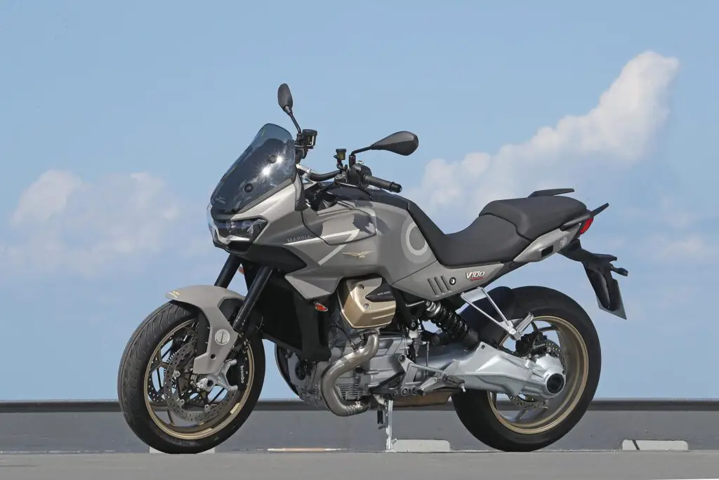 2023 Moto Guzzi V100 Mandello Aviazione Navale