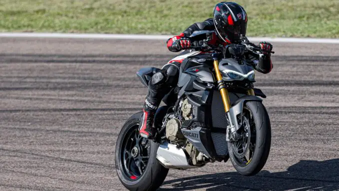 2023 Ducati Streetfighter V4S
