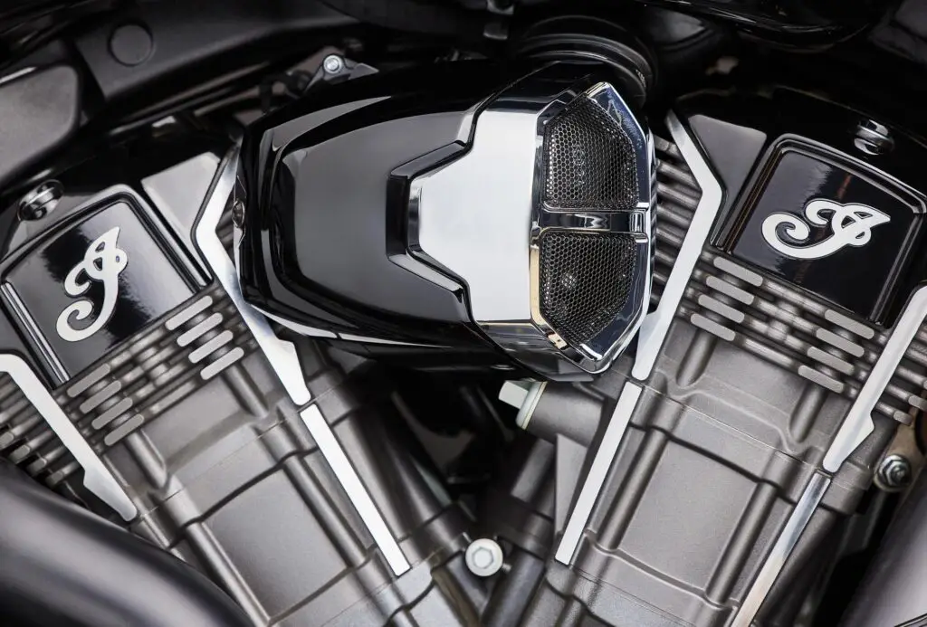 2023 Indian Challenger Dark Horse