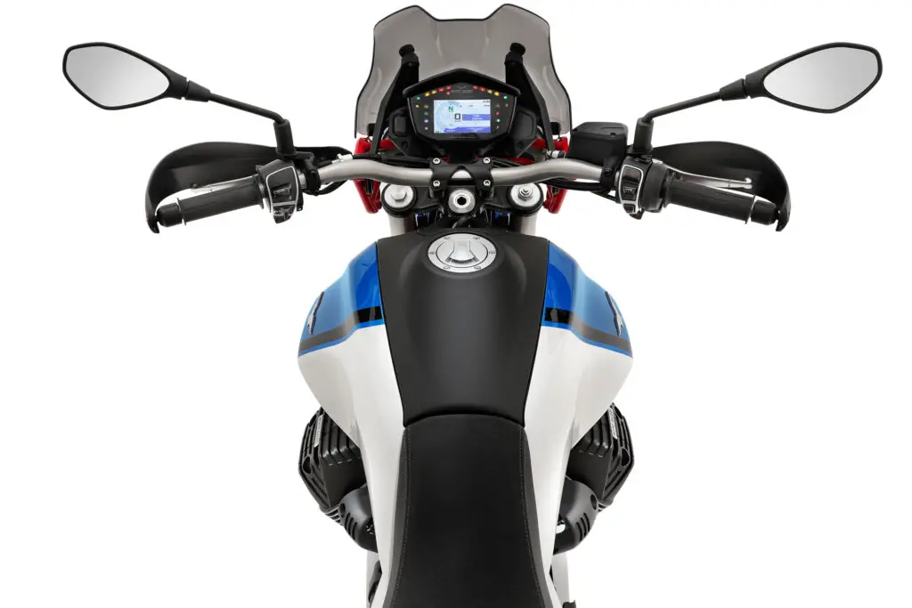 2023 Moto Guzzi V85 TT