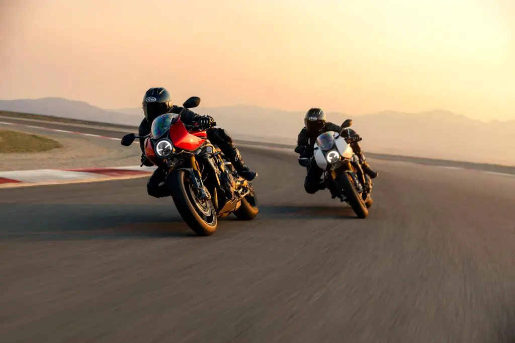 2023 Triumph Speed Triple 1200RR
