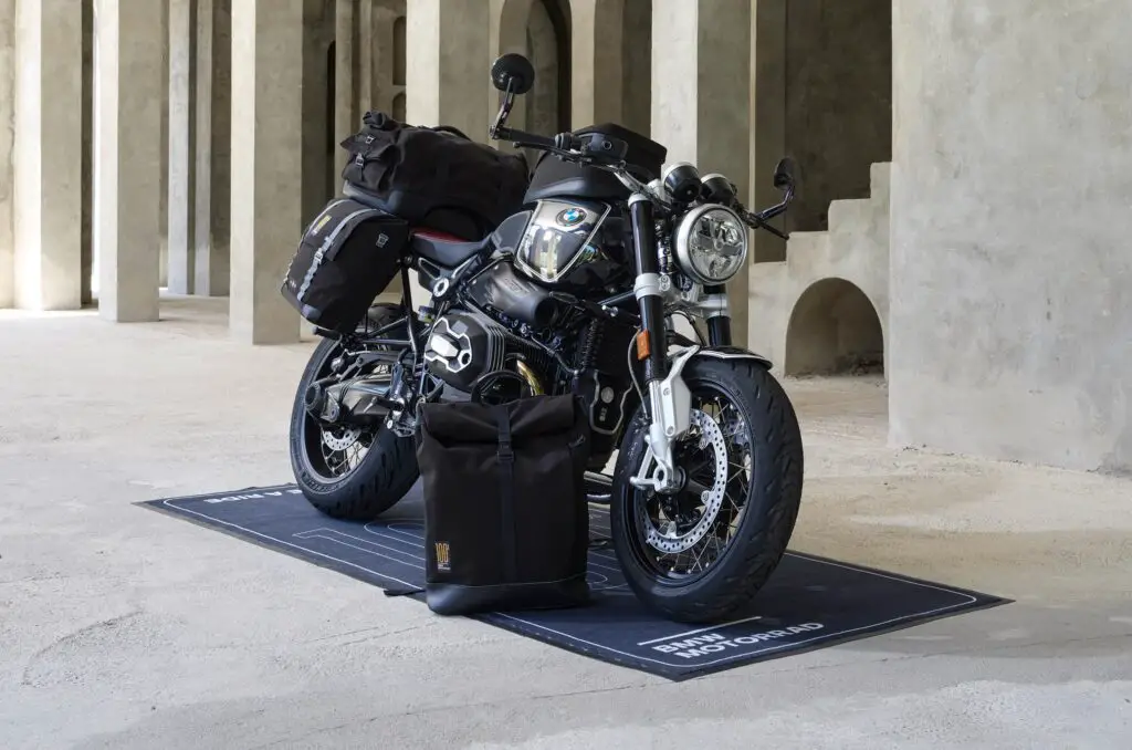 2023 BMW R18 100 Years