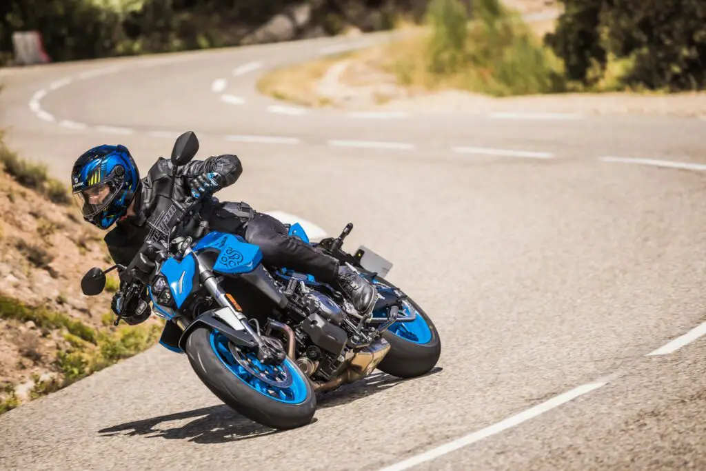 2023 Suzuki GSX-8S