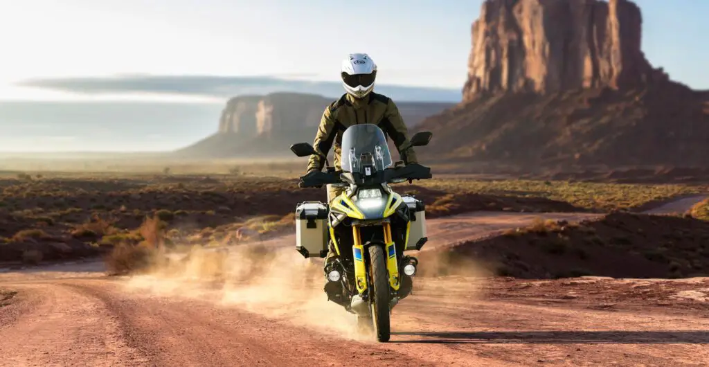 2023 Suzuki V-Strom 1050DE Adventure