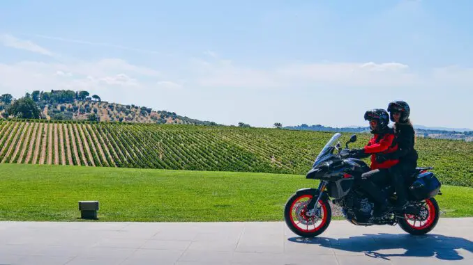 2023-Ducati-Multistrada-V2S1 2023 Ducati Multistrada V2S