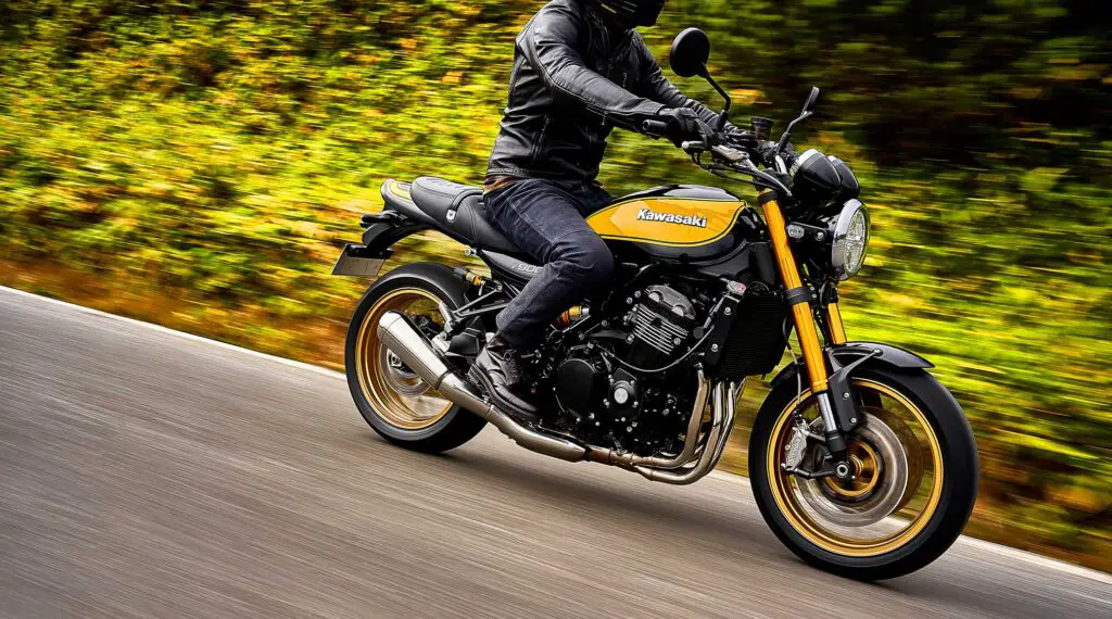 2023 Kawasaki Z900RS SE