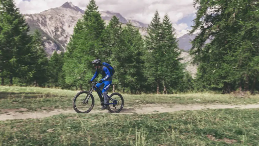 2023 Yamaha Moro07