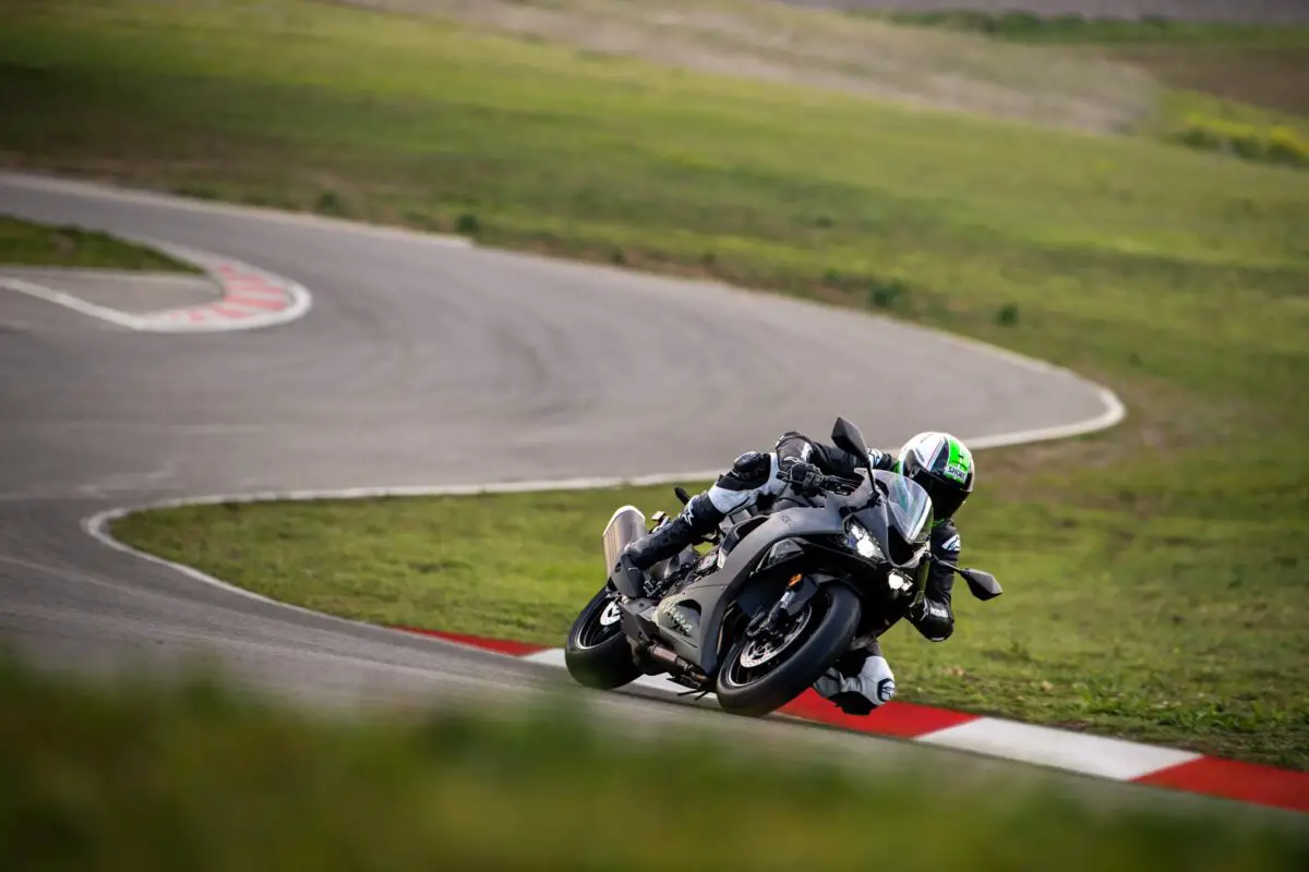 2024 Kawasaki Ninja ZX-6R