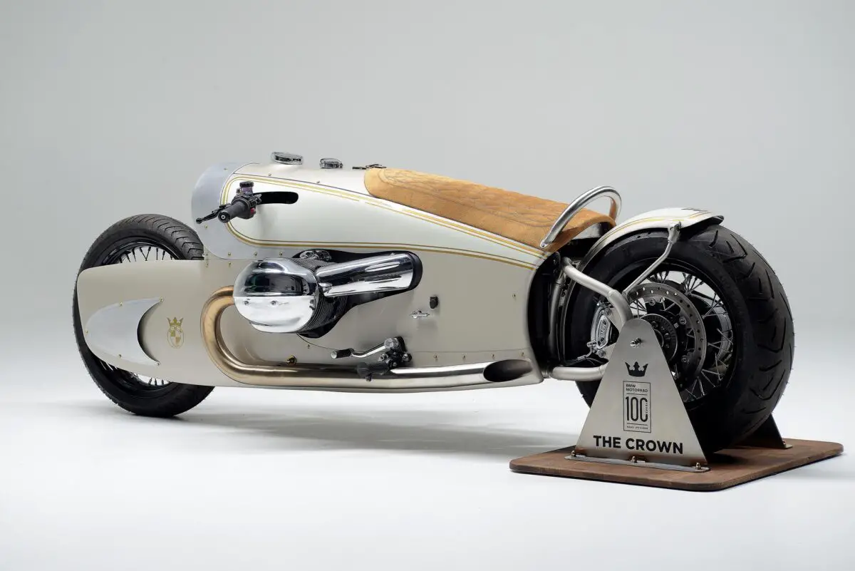 2024 BMW R18 The Crown