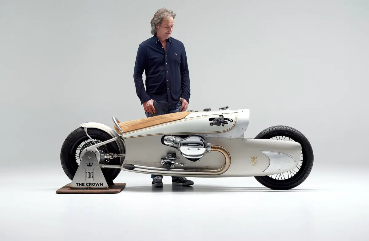 2024 BMW R18 The Crown