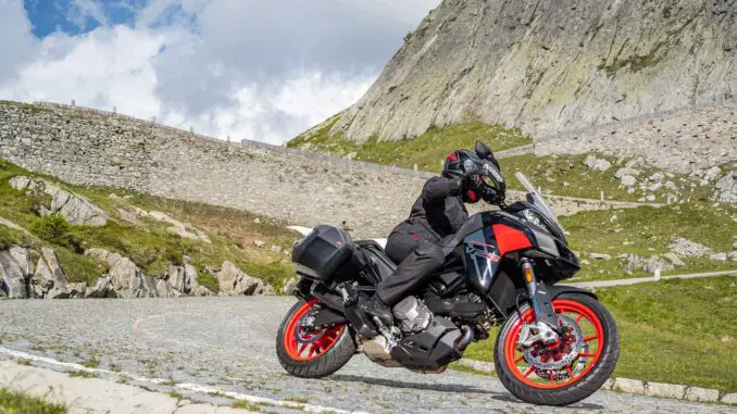 2024-Ducati-Multistrada-V2S4 2024 Ducati Multistrada V2S