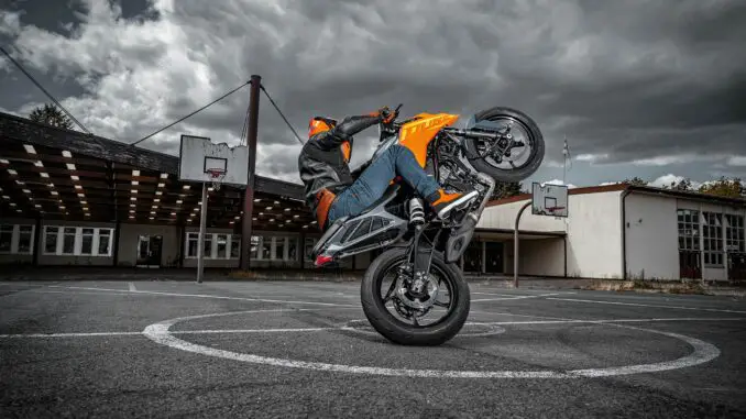 2024-KTM-250-Duke4 2024 KTM 250 Duke