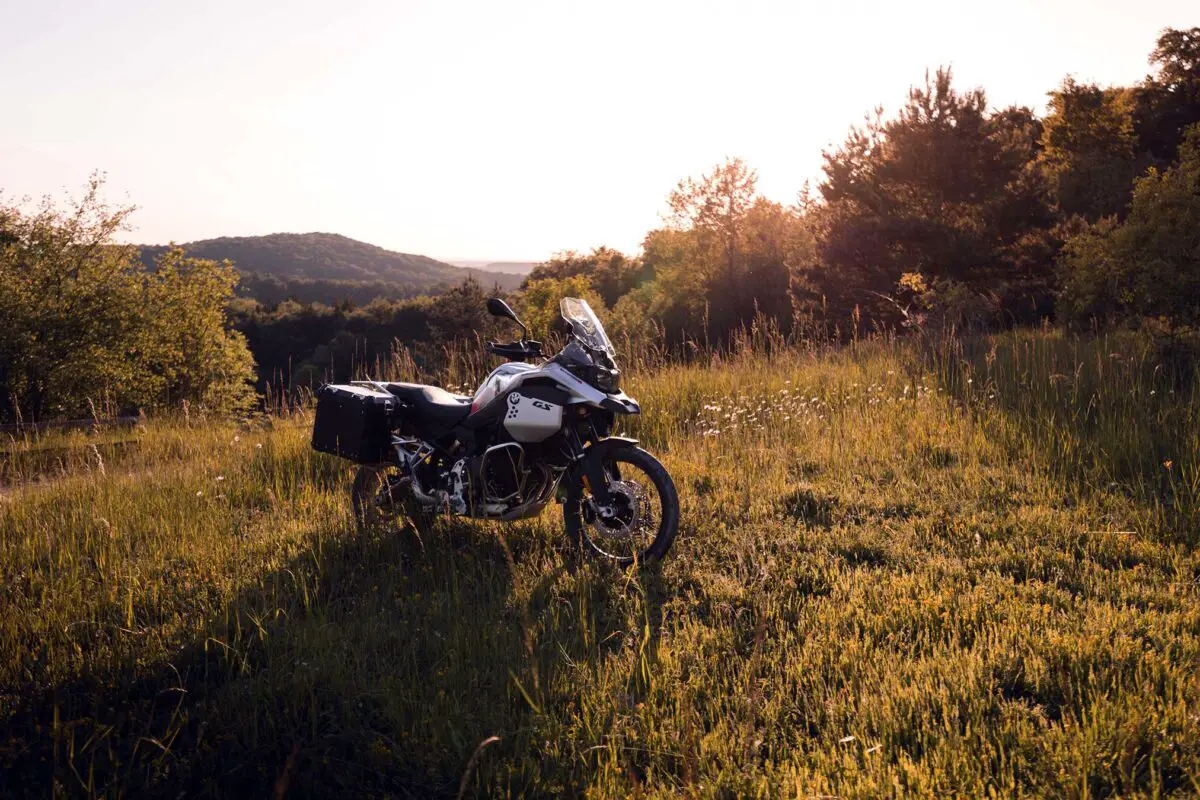 2024 BMW F900GS Adventure