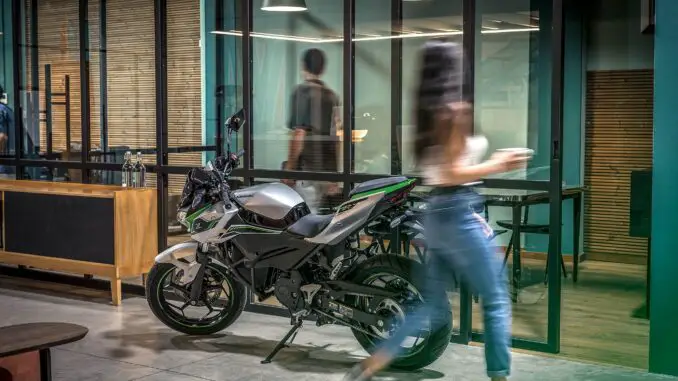 2024 Kawasaki Z e1