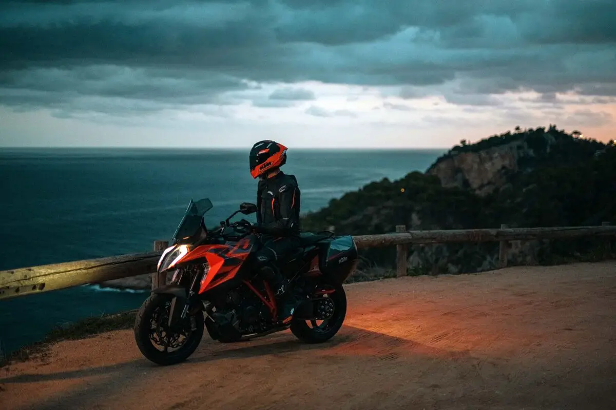 2024 KTM 1290 Super Duke GT