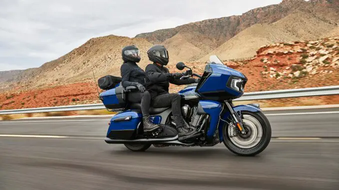 2024 Indian Pursuit Dark Horse with PowerBand Audio Package