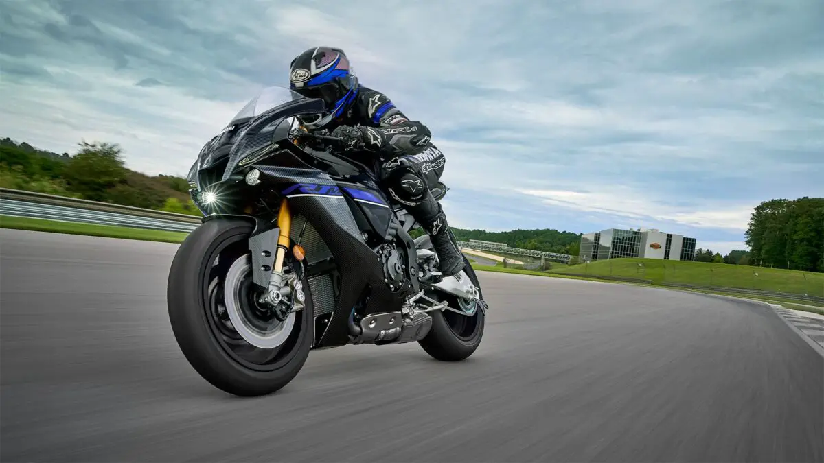 2024 Yamaha YZF-R1M