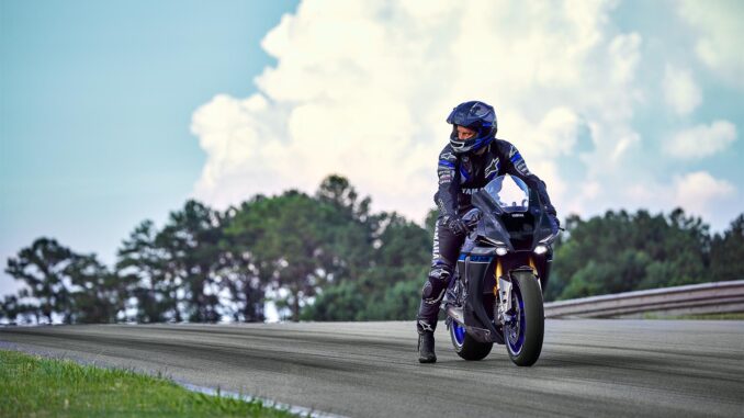 2024-Yamaha-YZF-R1M7 2024 Yamaha YZF-R1M