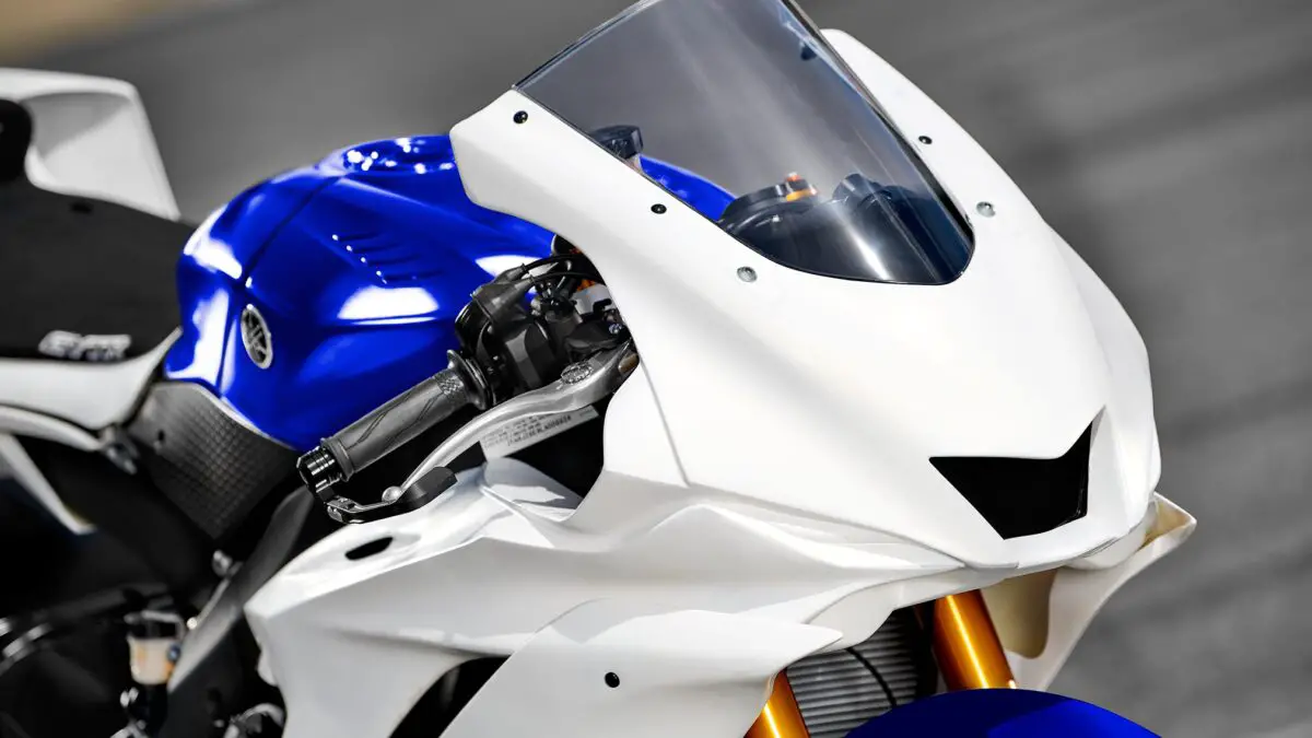 2024 Yamaha YZF-R6 GYTR