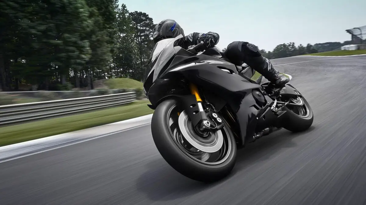 2024 Yamaha YZF-R6 Race