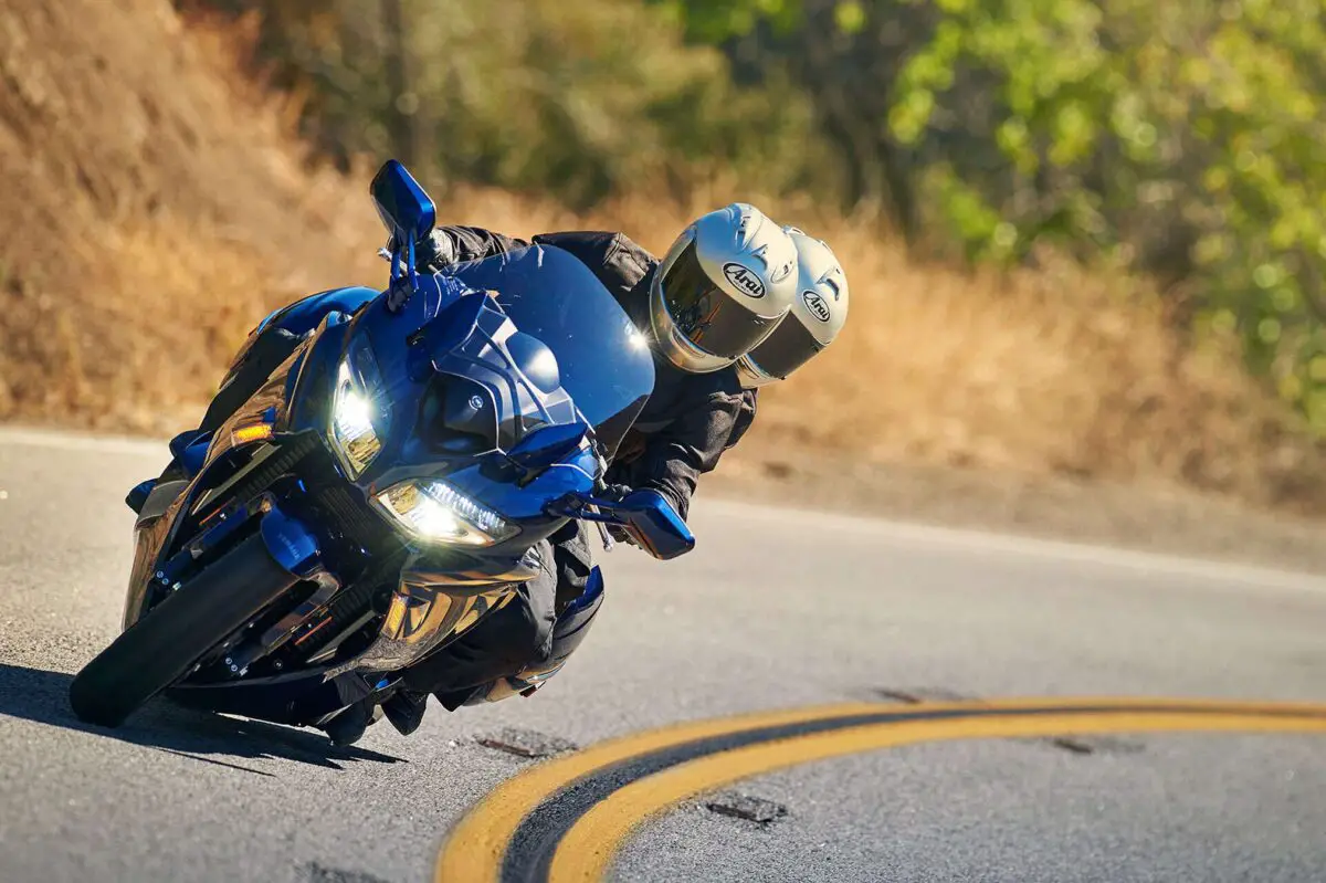 2024 Yamaha FJR1300ES