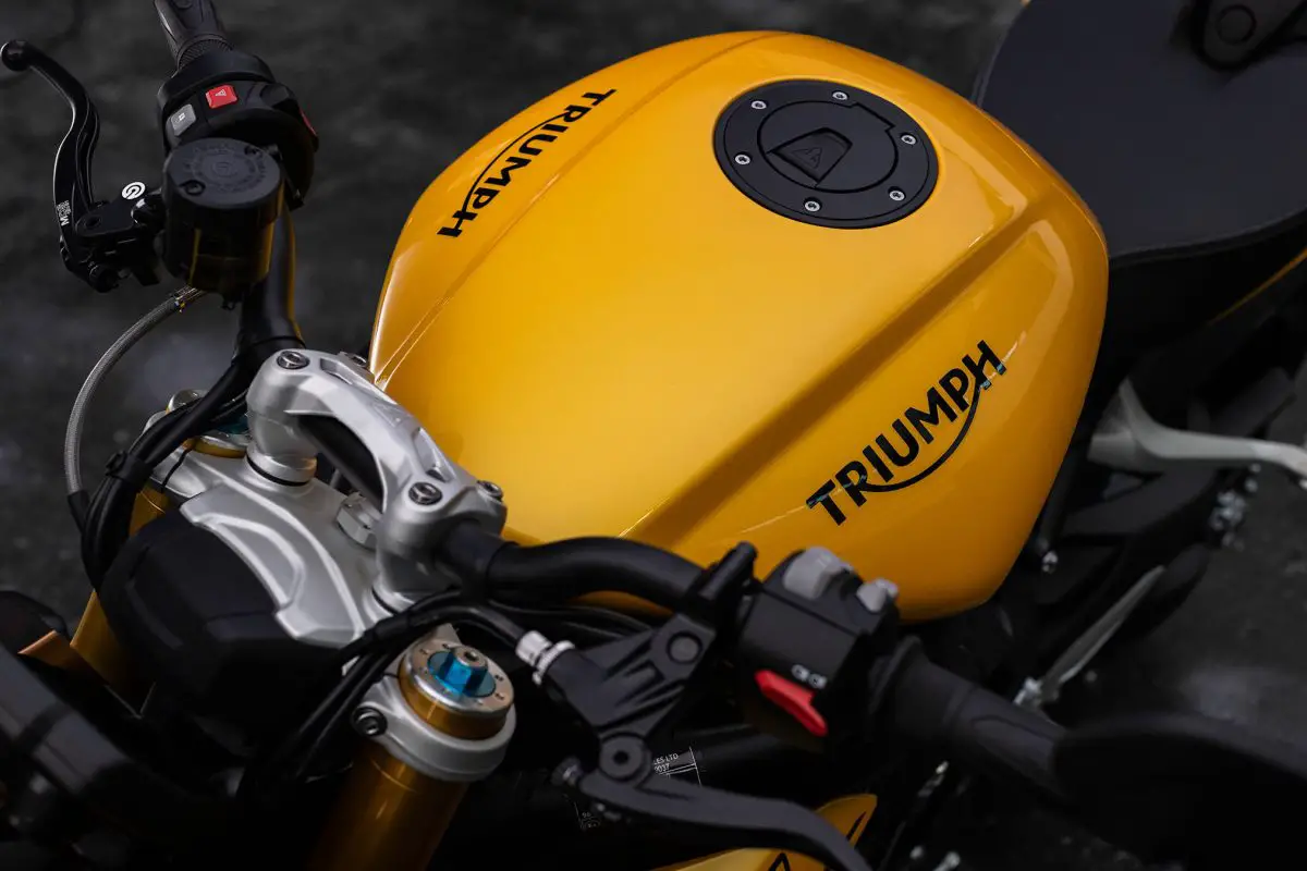 2025 Triumph Speed Triple 1200RS