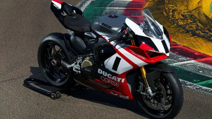 2025 Ducati Panigale V2 Superquadro Final Edition