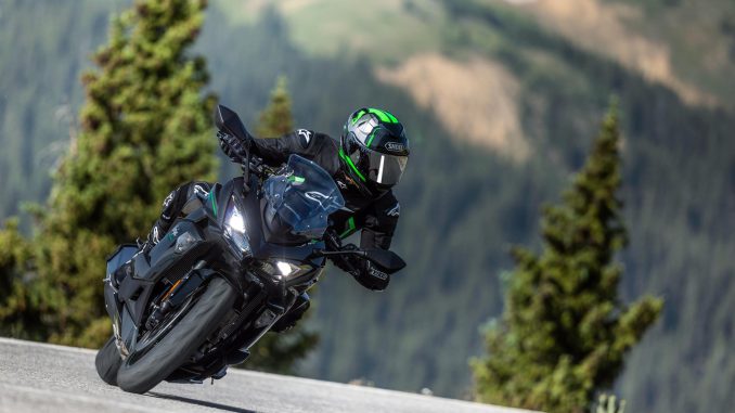 2025 Kawasaki Ninja 1100SX ABS