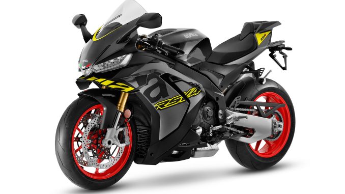 2025 Aprilia RSV4