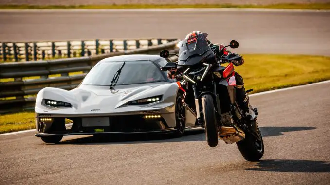 2025-KTM-1390-Super-Duke-GT2 2025 KTM 1390 Super Duke GT