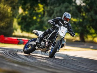 2025 Suzuki DR-Z4SM