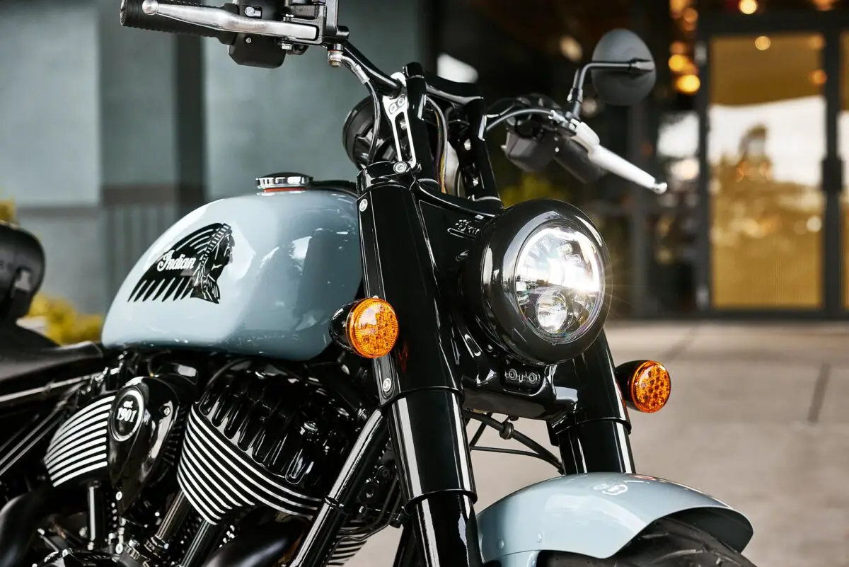 2025 Indian Chief Bobber Dark Horse
