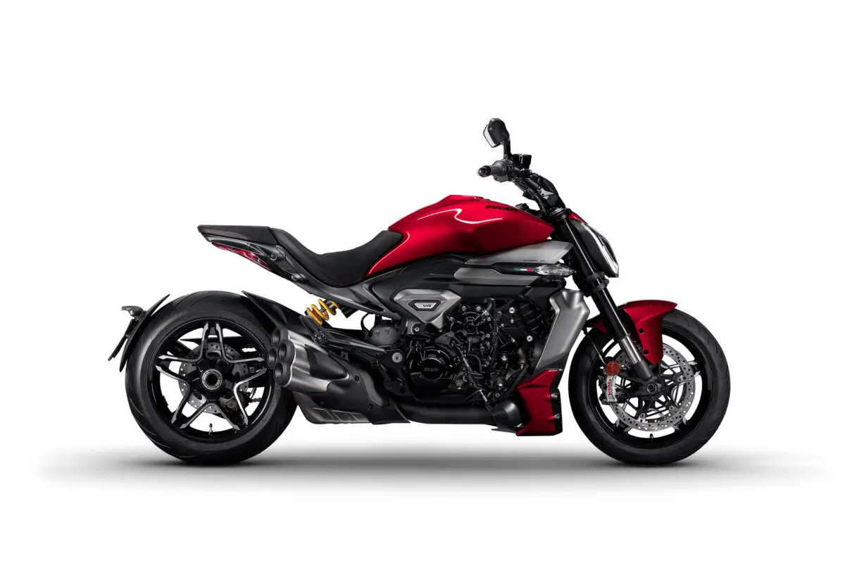 2025 Ducati XDiavel V4