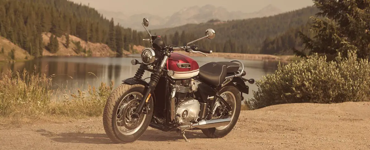 Total Motorcycle's 2026 Triumph Motorcycle Review Guides