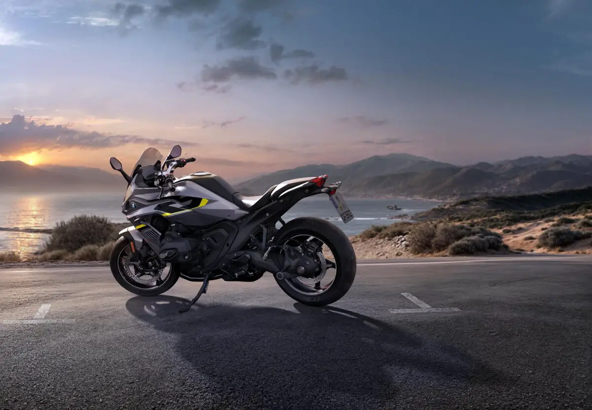 2026 BMW R1300RS