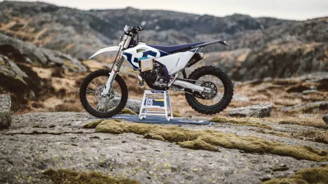 2026-Husqvarna-TE125d 2026 Husqvarna TE125