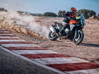 2026 KTM 1390 Super Adventure S EVO