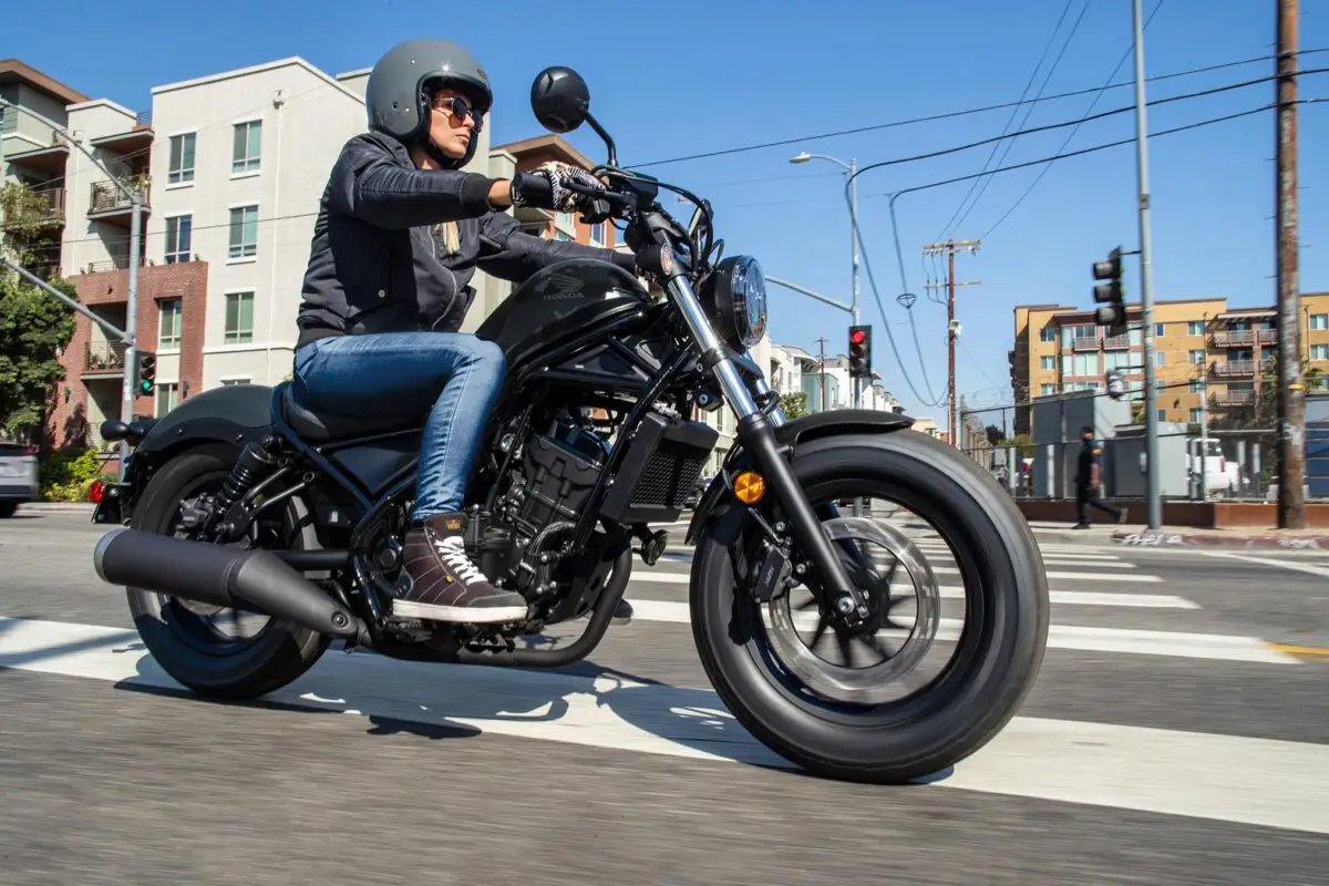 2025 Honda Rebel 300 E-Clutch