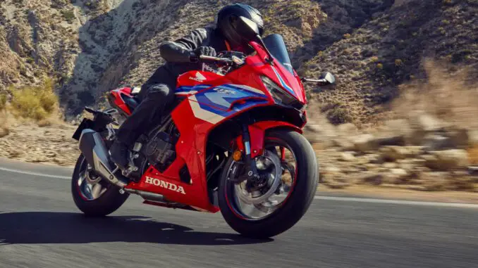 2026 Honda CBR500R E-Clutch