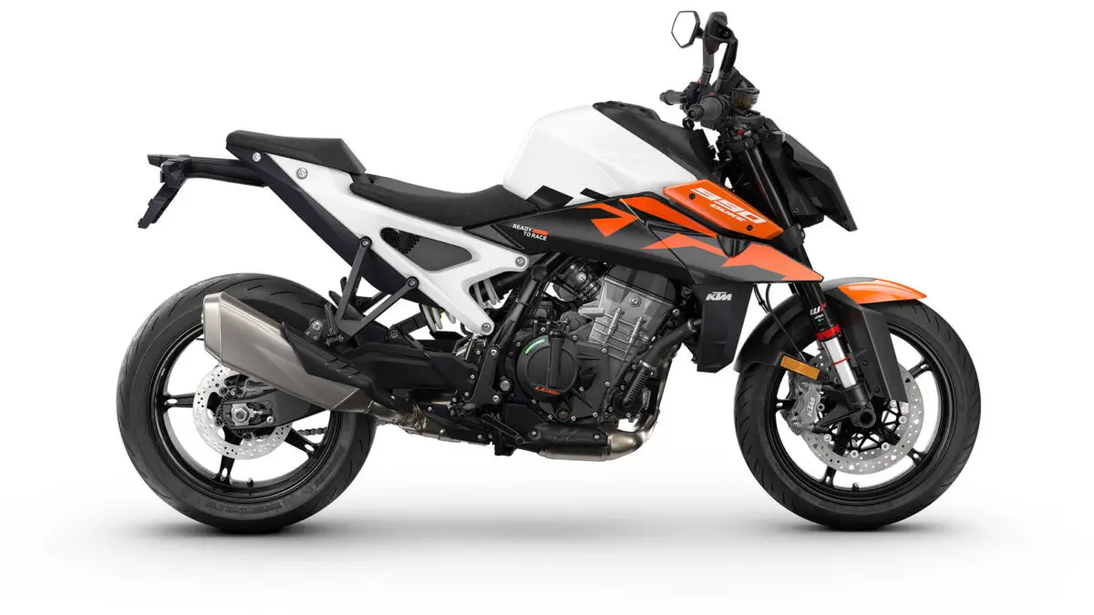 2026 KTM 990 Duke
